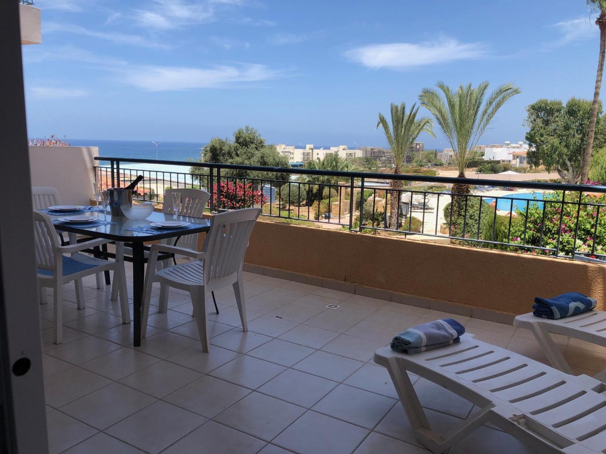 Kings Palace - Stylish 2 Bed Apartment With Sea Views Paphos Exteriér fotografie