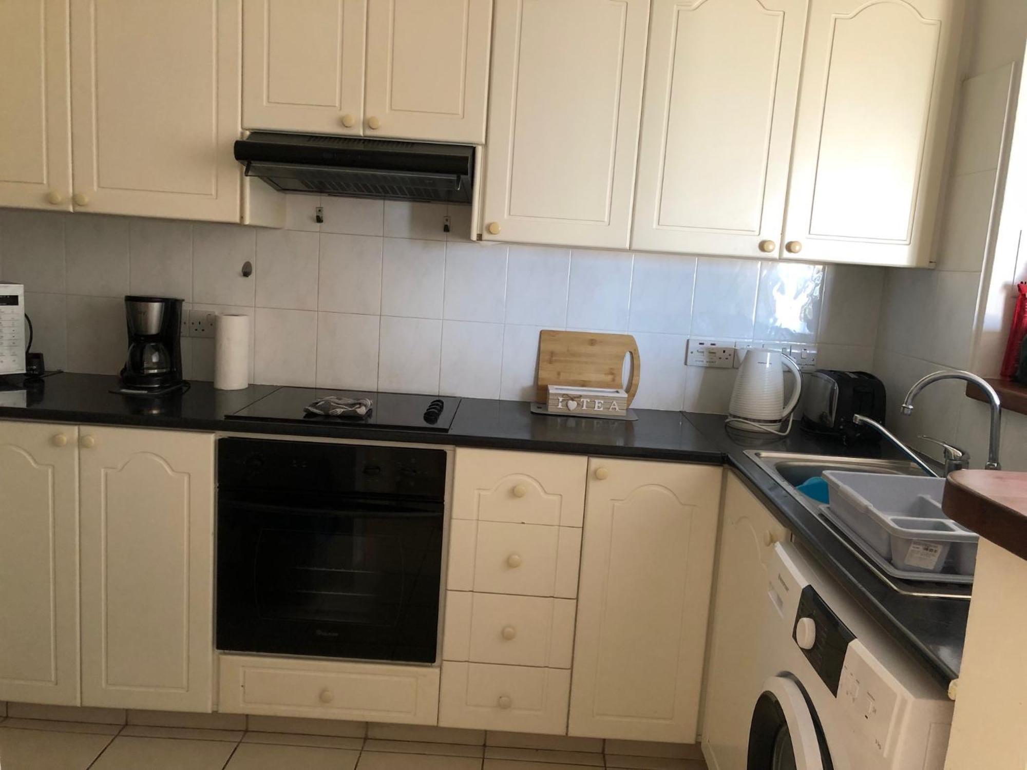 Kings Palace - Stylish 2 Bed Apartment With Sea Views Paphos Exteriér fotografie