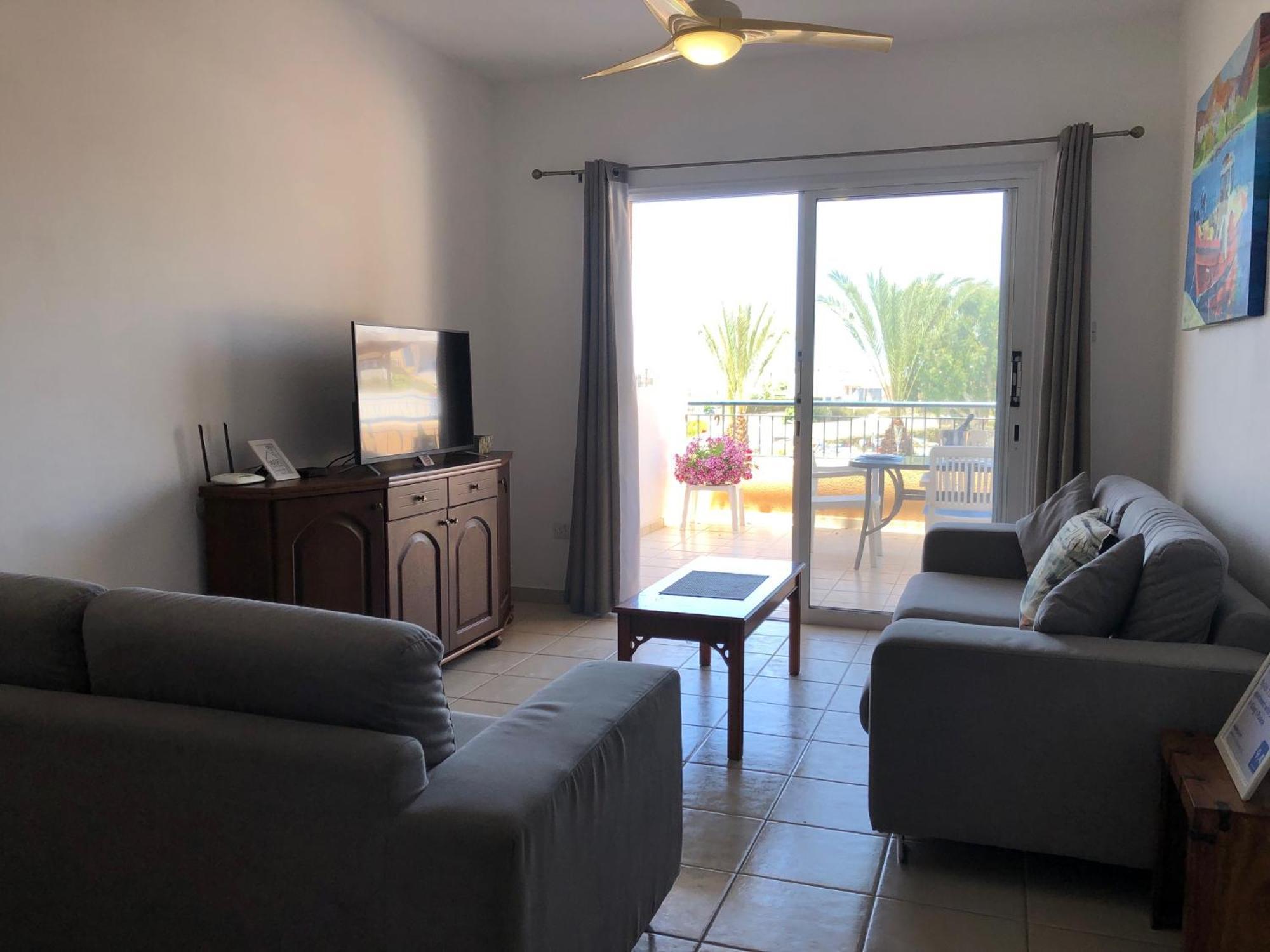 Kings Palace - Stylish 2 Bed Apartment With Sea Views Paphos Exteriér fotografie
