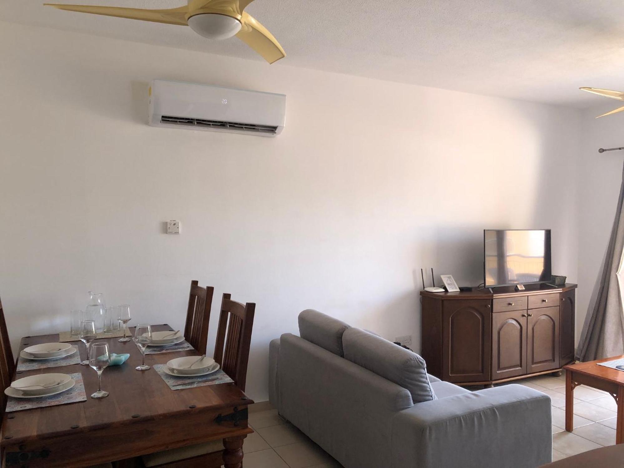 Kings Palace - Stylish 2 Bed Apartment With Sea Views Paphos Exteriér fotografie
